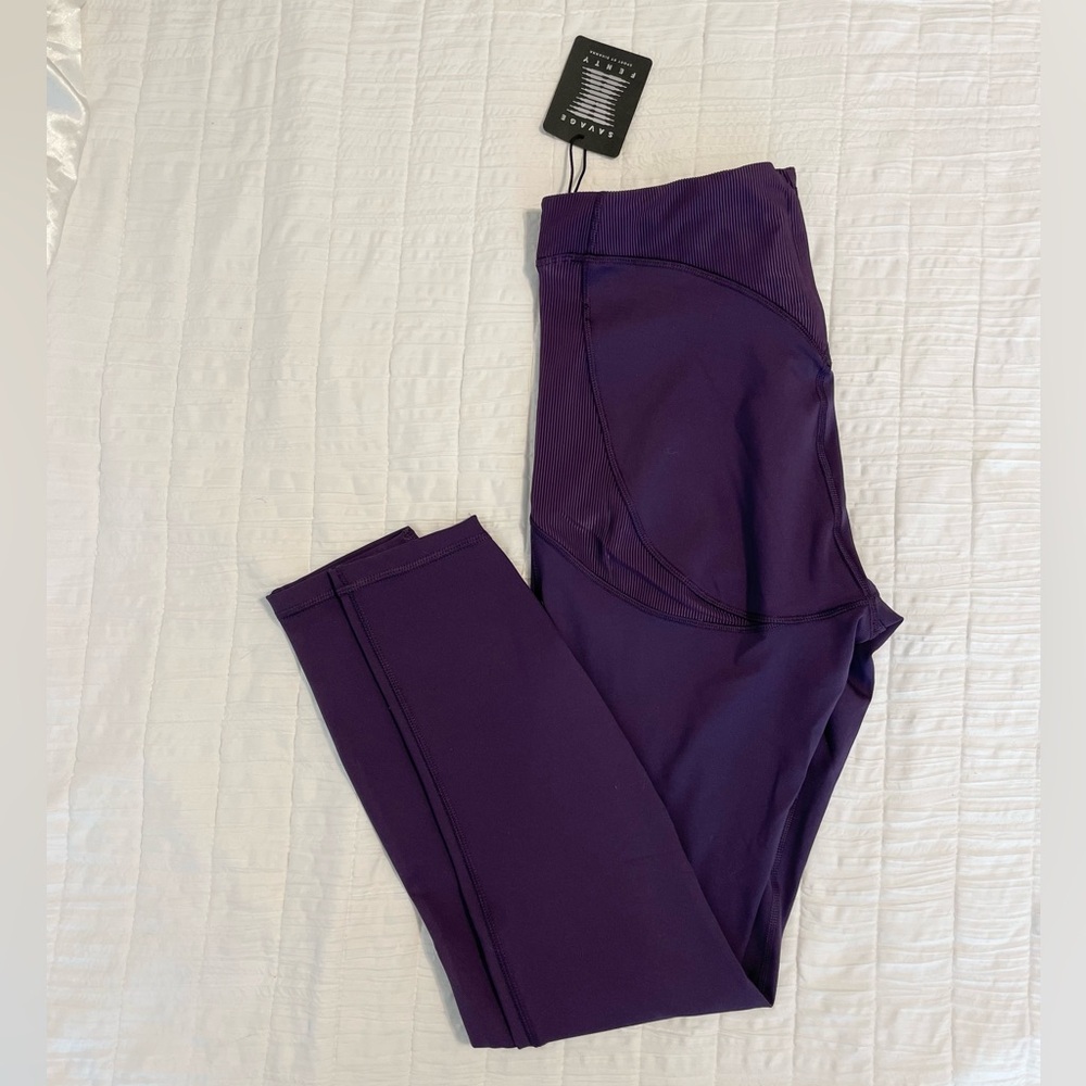Savage Fenty leggings